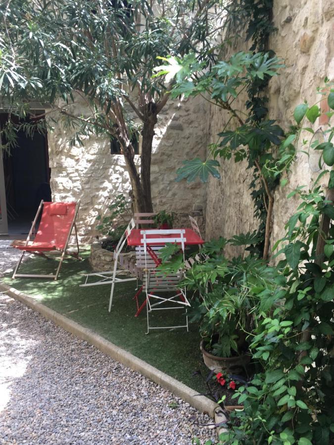 Chambre Sur Jardin Secret - Avignon Centre - Climatisee المظهر الخارجي الصورة