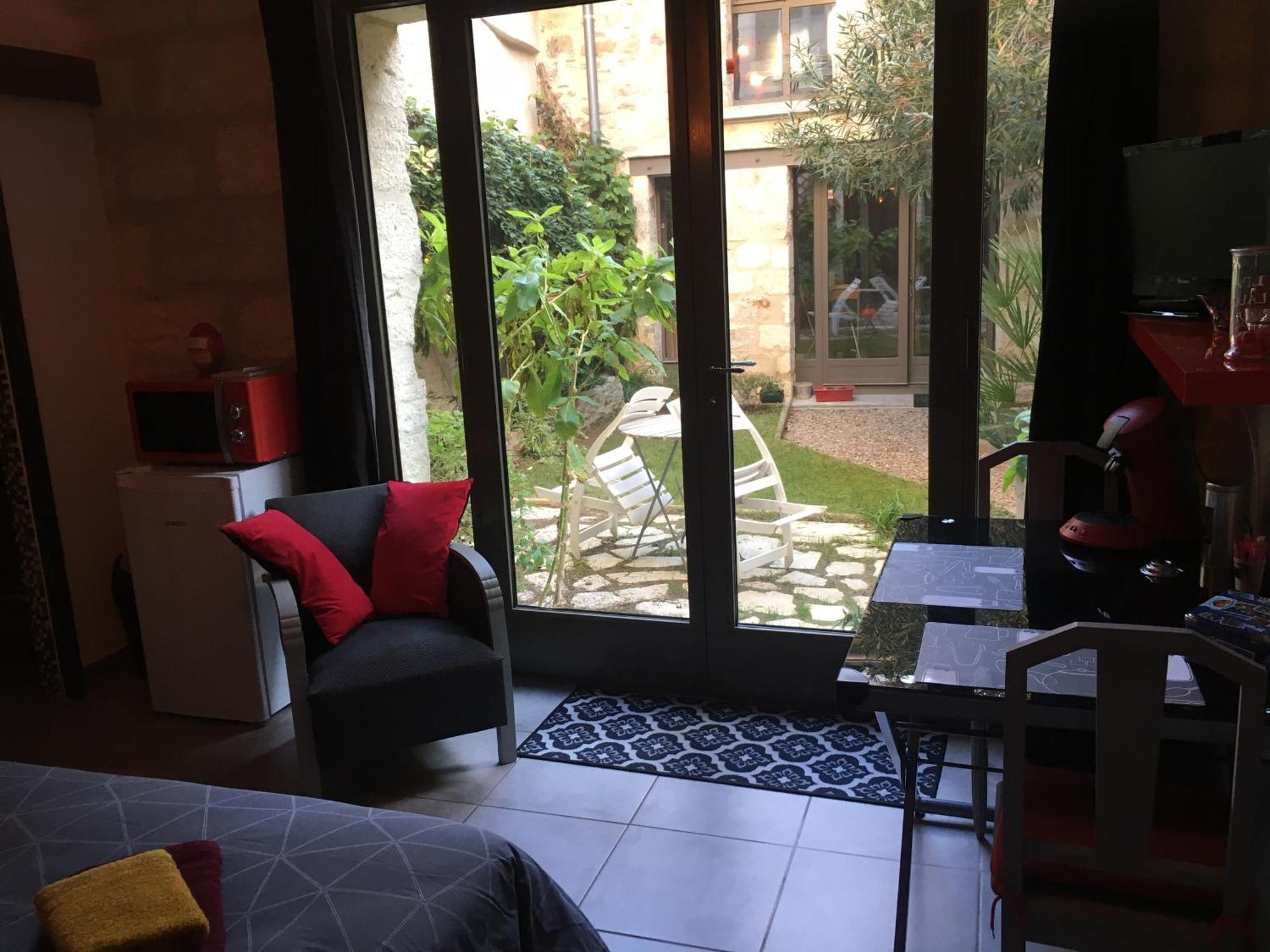 Chambre Sur Jardin Secret - Avignon Centre - Climatisee المظهر الخارجي الصورة